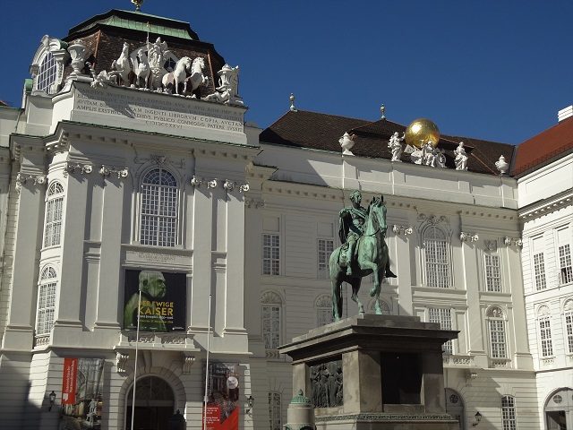 Historische Stadtführung Wiener Altstadt Wiener Hofburg Josefsplatz